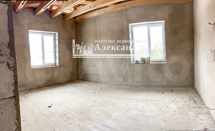 Дом 298 м² на участке 15 сот.