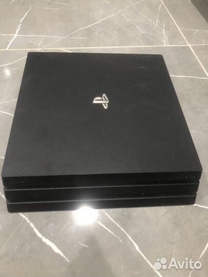 Игровая приставка ps4 с играми