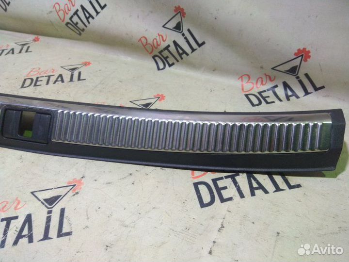 Накладка багажника задняя Audi A4 8ED BWE 2 2006