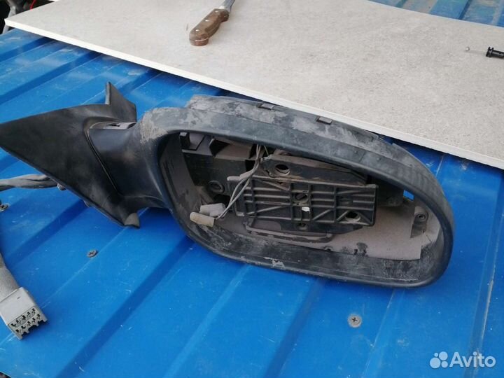 Корпус зеркало на Volvo S80 1999 года