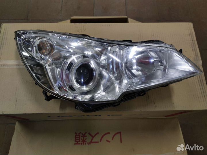 Фара правая Subaru Outback B14 ксенон износ 10