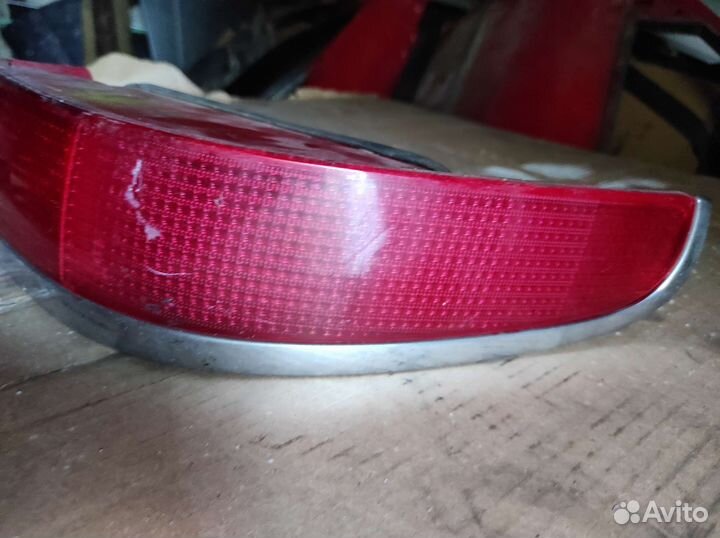 Правый фонарь на ford scorpio