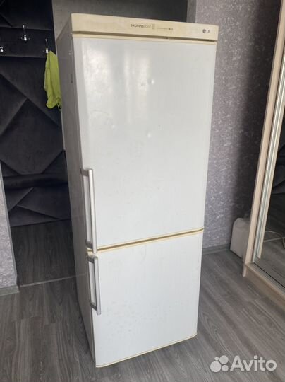 Холодильник