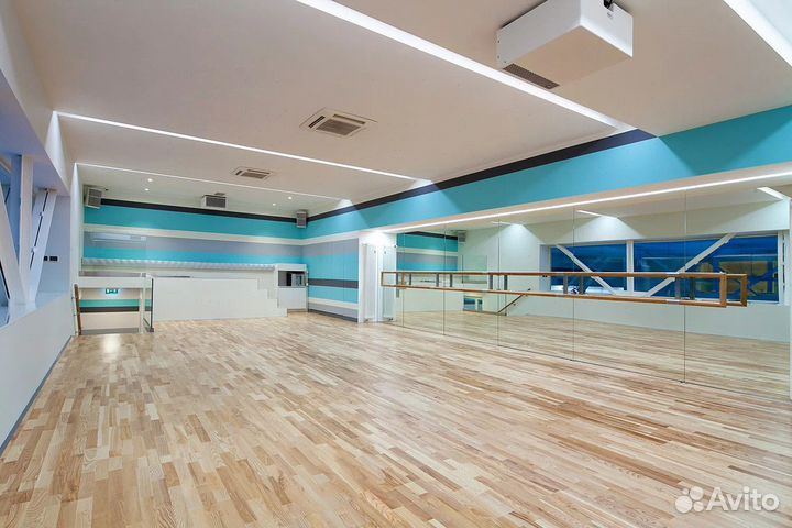 Спортивное покрытие / высокопрочный паркет