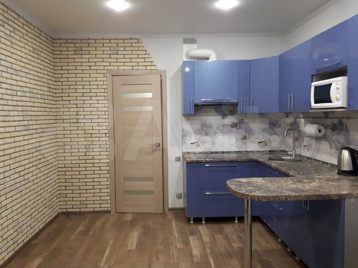 2-к. квартира, 81 м², 2/16 эт.