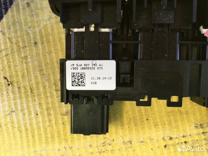 Блок кнопок Шкода Рапид 2014