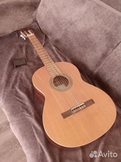 Гитара Perez 610 Cedar + кофр + подставка