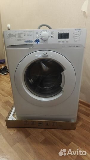 Стиральная машина indesit