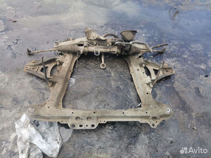 Подрамник двигателя renault symbol kangoo