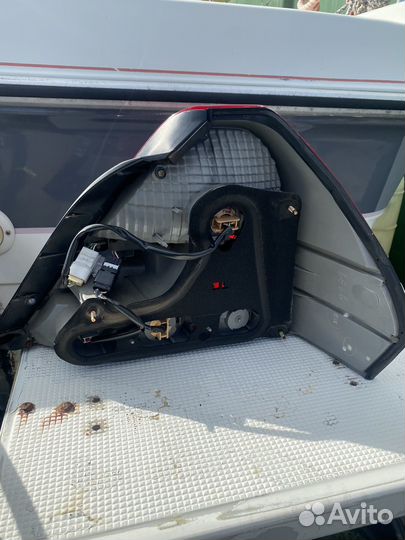 Стоп сигнал на mark 2 110/115 кузов левый