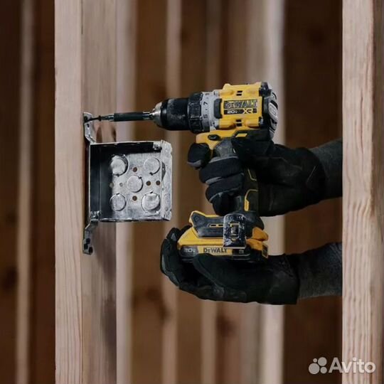 Аккумуляторный шуруповерт dewalt DCD800D2 20V