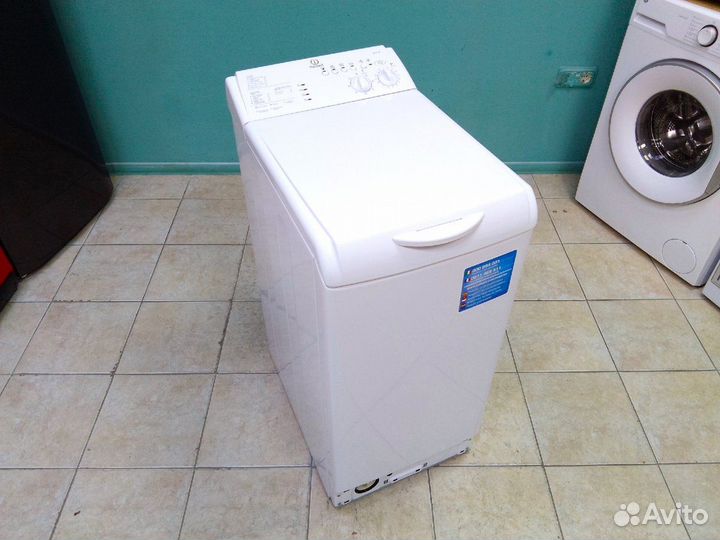 Машина с вертикальной загрузкой бу Indesit