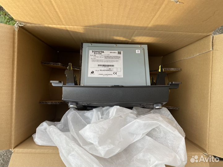 Штатное головное устройство Rav-4