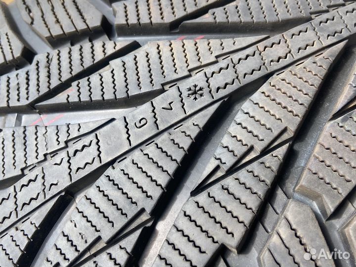 Nokian Tyres Hakkapeliitta R2 SUV 275/40 R21