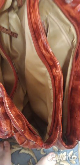 Продам кожаную сумку