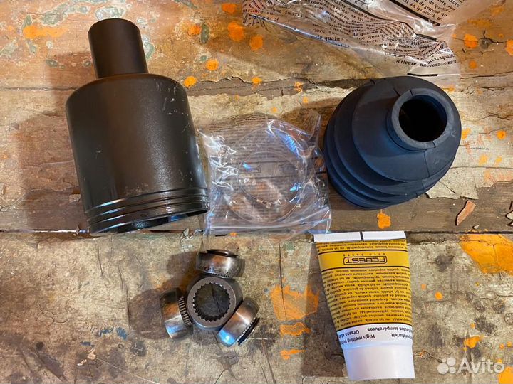 1611-204LH - шрус внутренний левый для Мерседес