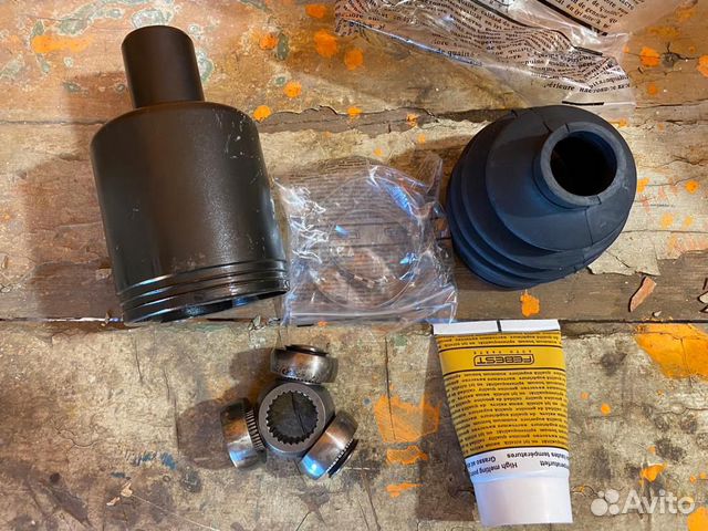 1611-204LH - шрус внутренний левый для Мерседес