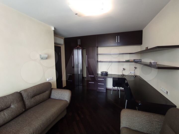 2-к. квартира, 70 м², 5/9 эт.