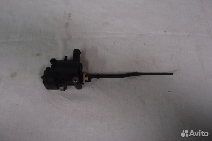 Сервопривод лючка бмв е81 е87 R60 bmw