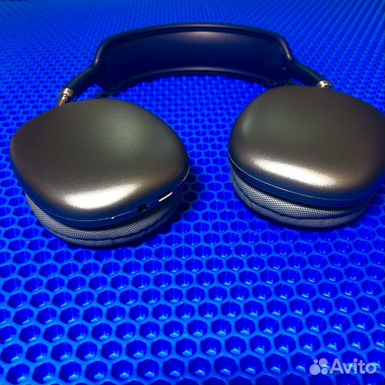 Беспроводные наушники с активным шумоподавлением