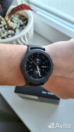 Смарт часы Samsung Galaxy Watch 42mm