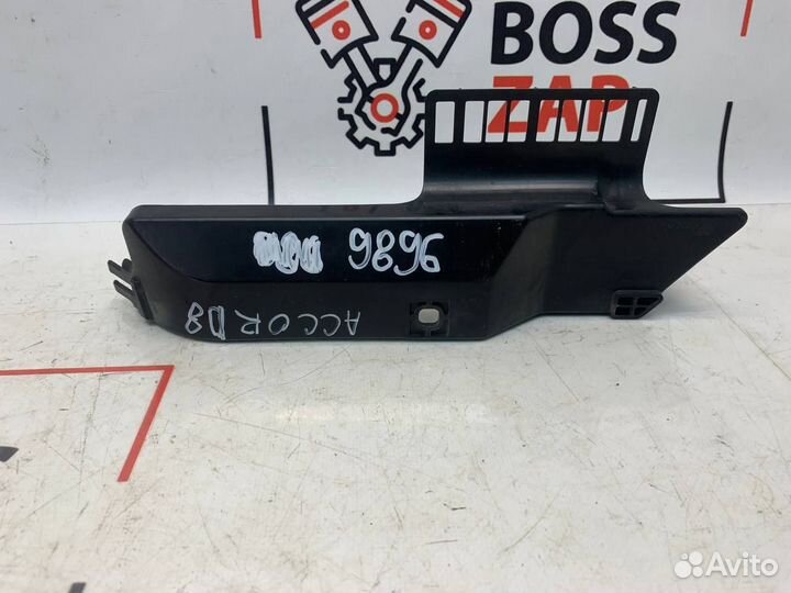 Воздухозаборник Honda Accord 8