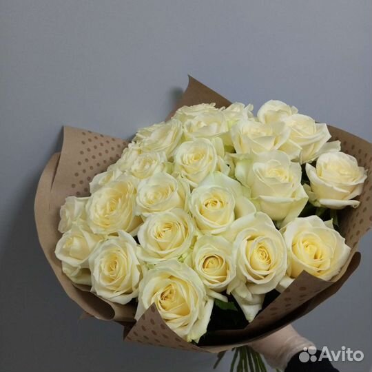 Белые розы 101, 51 роза. Доставка. Свежие розы
