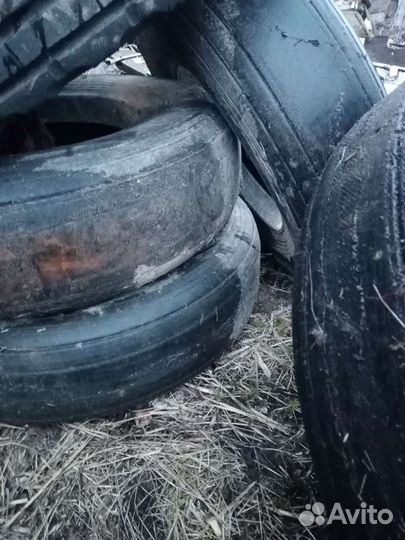 Accelera 651 2.25/4.5 R4