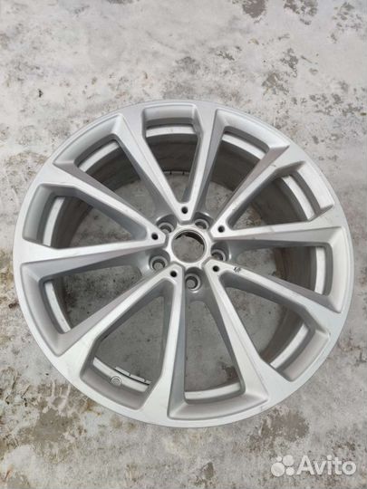 1 литой диск R20 BMW X7 G07 750 стиль