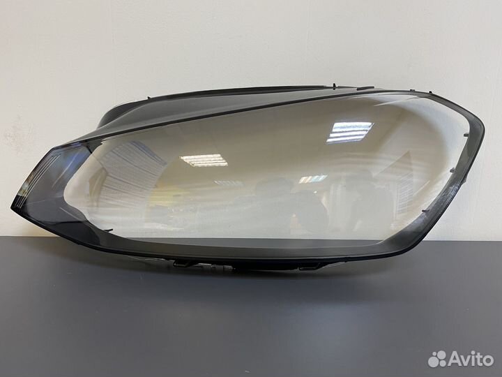 Стекло фары Volkswagen Golf 7 2012-2017