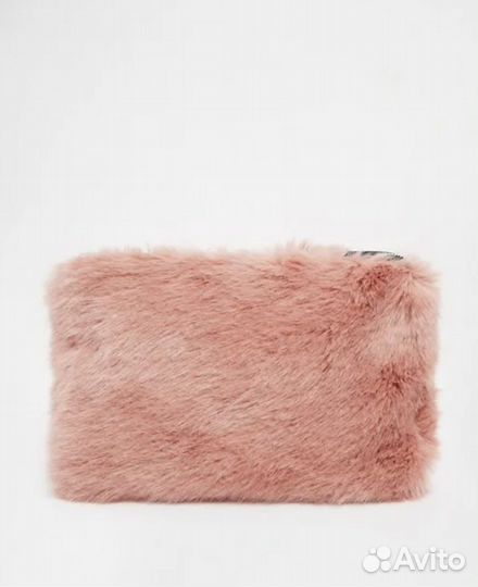 Меховой клатч