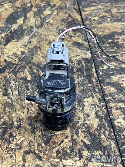 Насос омывателя оригинал Мазда CX7