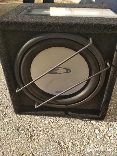 Продам сабвуфер alpine