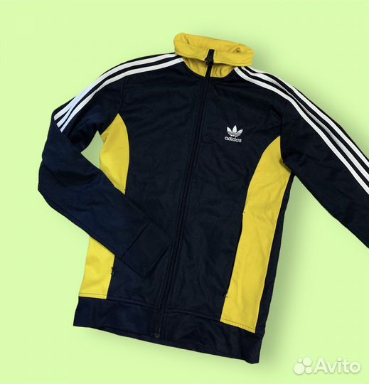 Спортивный костюм Adidas женский
