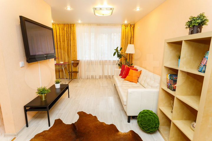 2-к. квартира, 65 м², 1/5 эт.