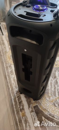 Большая музыкальная колонка с блютузом и караоке