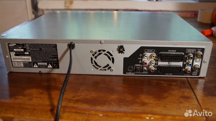 DVD Recorder & VCR DVD-VR330