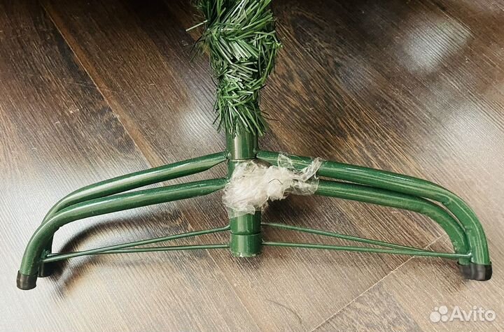 Елка искусственная