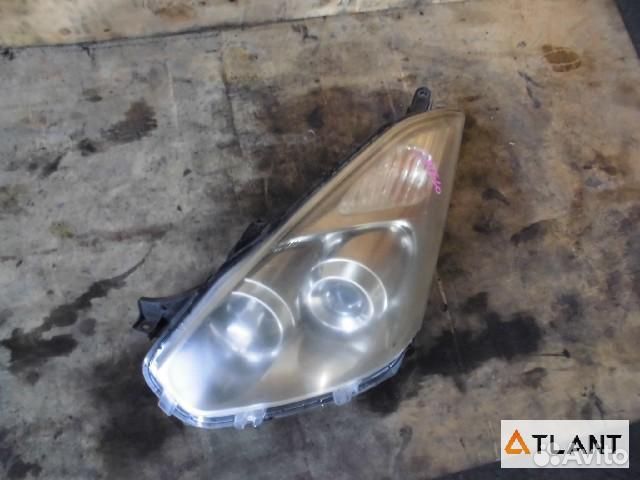 Фара левая toyota wish