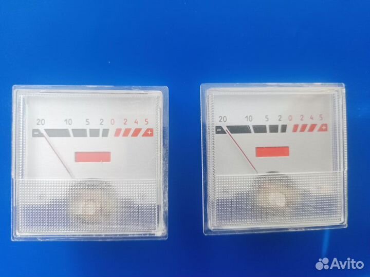 Индикаторы стрелочные