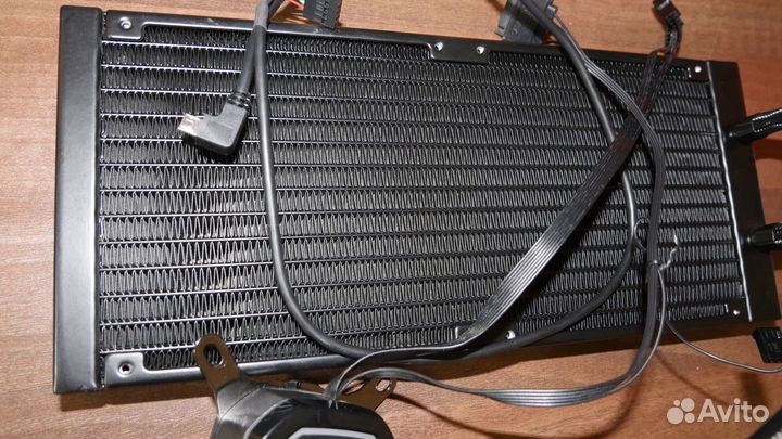 Система водяного охлаждения iCUE H115i RGB PRO XT