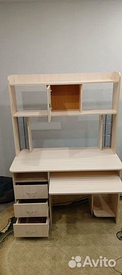 Компьютерный стол белый бу 120/60/167