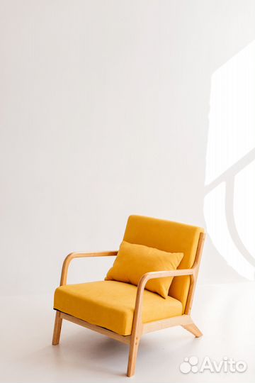 Кресло для гостиной