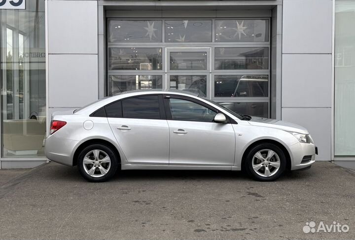 Chevrolet Cruze 1.6 МТ, 2011, 140 100 км