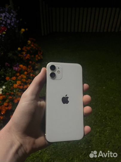 iPhone 11, 64 ГБ