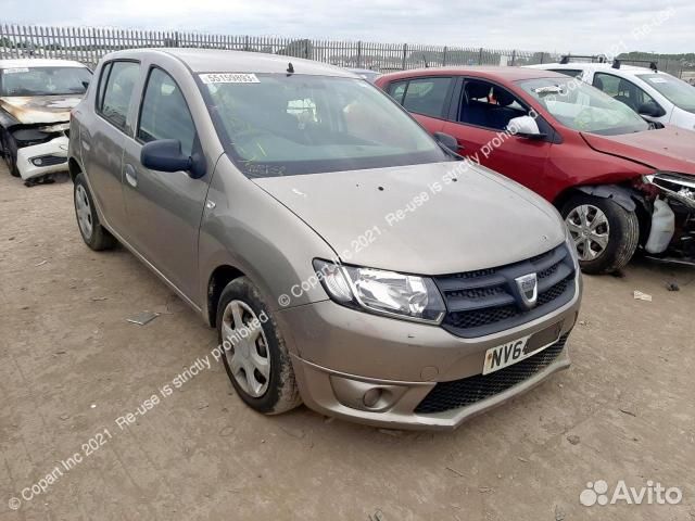 Рамка капота dacia sandero 2 2015