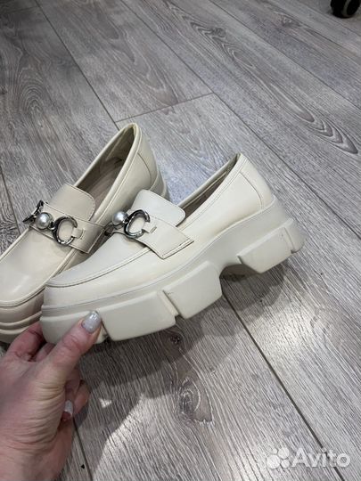 Лоферы женские 39 размер