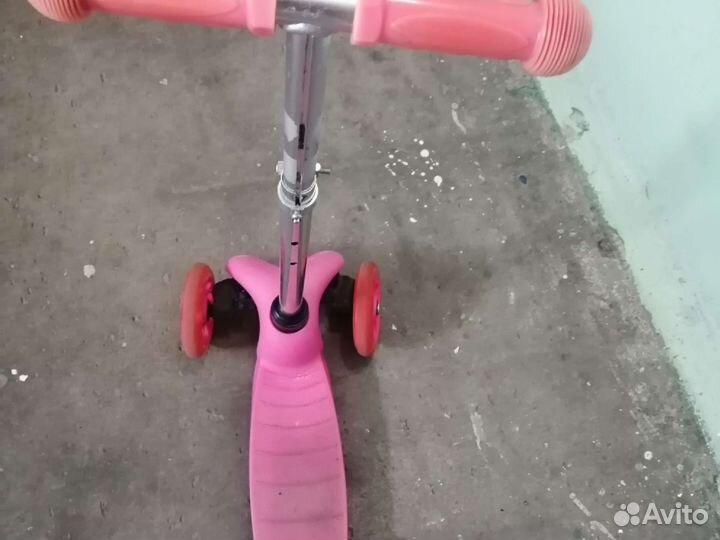 Самокат детский трехколесный