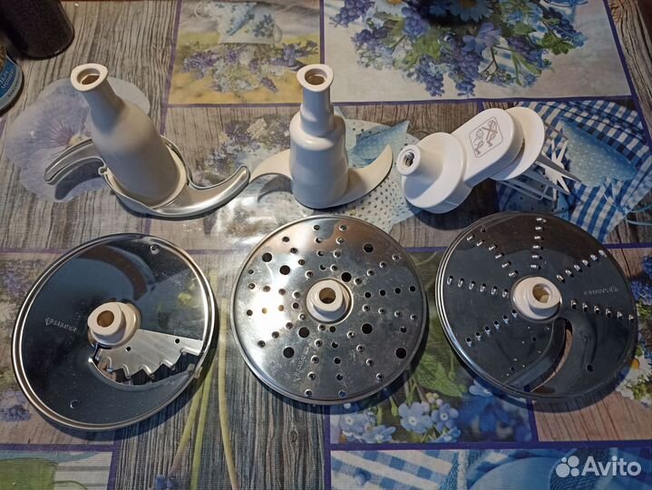 Кухонный комбайн Philips HR7720