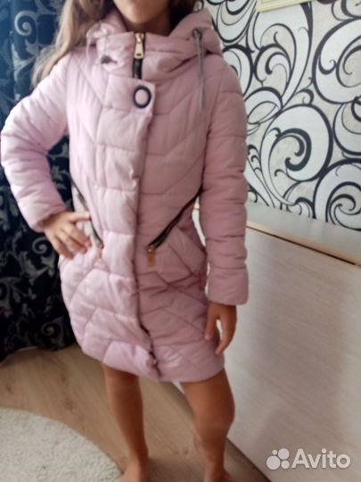 Демисезонный пуховик для девочки